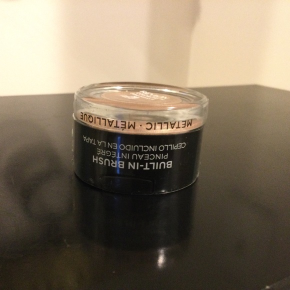 Revlon Colorstay Crème Eyeshadow - Picture 2 of 5